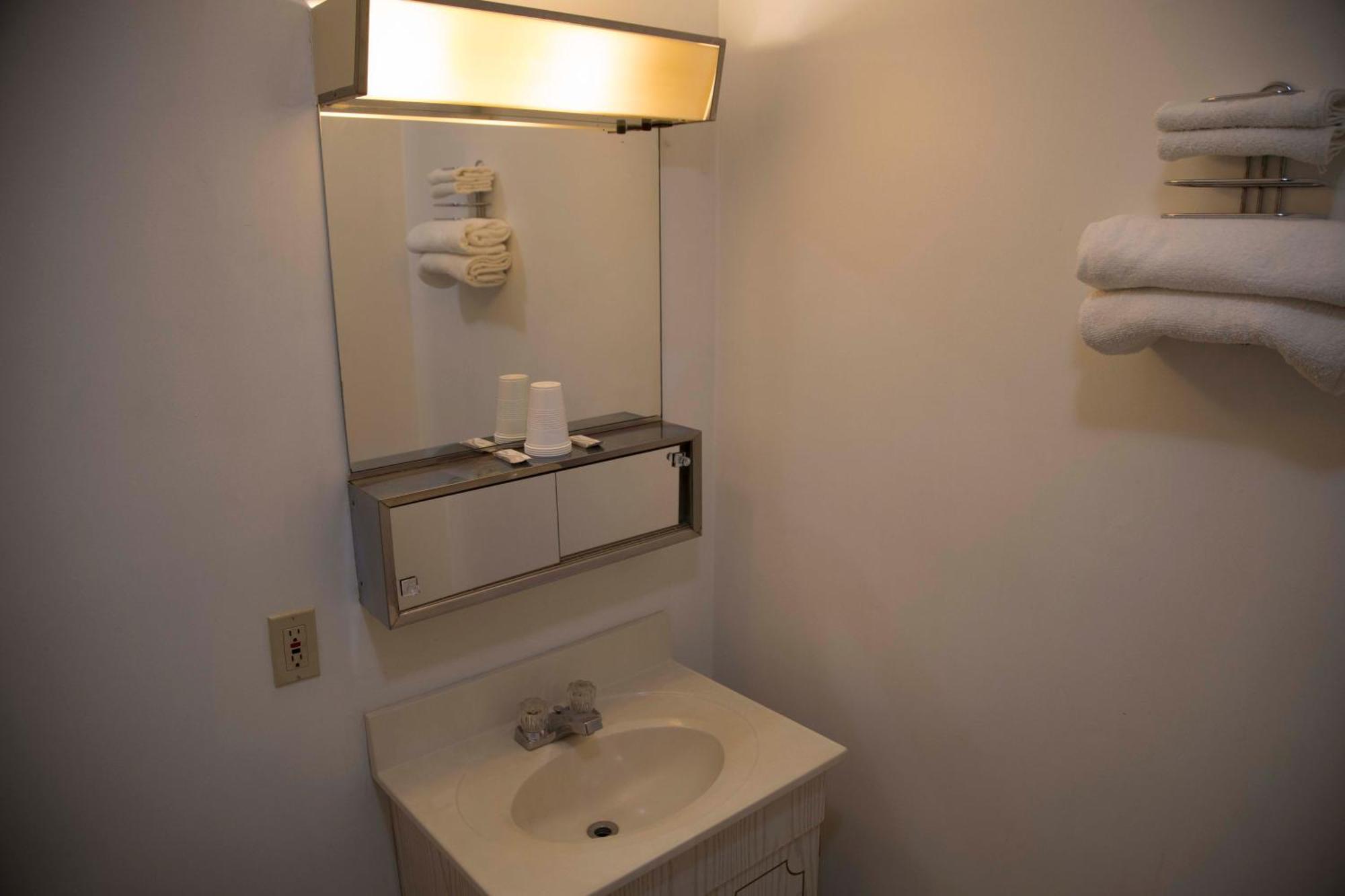 Lake George Residence Llc South Glens Falls Екстериор снимка